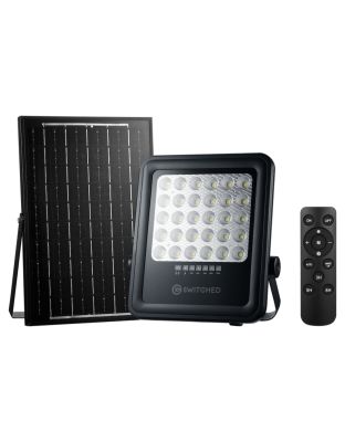Switched_Urban_PRO_Series_-_100w_Solar_Floodlight_with_Remote